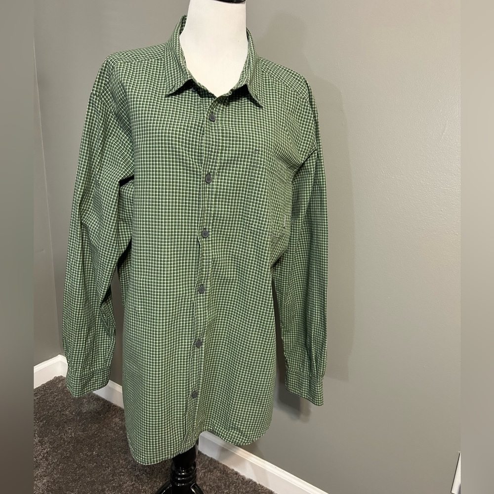 Columbia men’s button-down,‎ longsleeve, shirt, size XXL